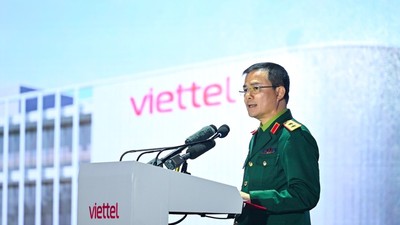 Trung tướng Tào Đức Thắng, Chủ tịch kiêm Tổng Giám đốc Tập đoàn Viettel phát biểu tại sự kiện. (Ảnh: Minh Sơn) 