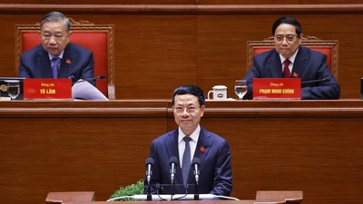 Bộ trưởng Bộ Khoa học và Công nghệ Nguyễn Mạnh Hùng trình bày tham luận tại Đại hội sáng 21/1. Ảnh: TTXVN