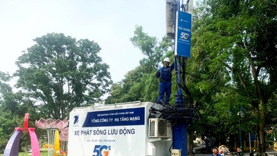 Trạm phát sóng BTS lưu động của Vinaphone.