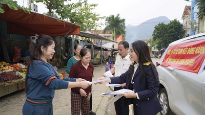 Hộ kinh doanh đã kê khai, được xác nhận nộp đủ thuế sẽ không phát sinh rủi ro pháp lý. Ảnh: Thanh Huyền 