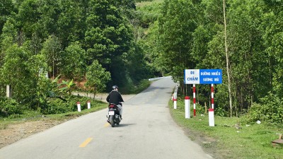 Quốc lộ 24 đang xuống cấp, ảnh hưởng đến an toàn giao thông, kết nối trục Đông - Tây của tỉnh do đó, lãnh đạo ở Quảng Ngãi kiến nghị ưu tiên đầu tư. 