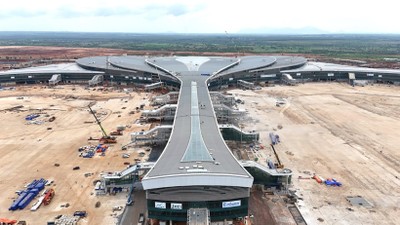 Cảng hàng không quốc tế Long Thành đang được kỳ vọng trở thành sân bay trung chuyển của khu vực khi được đưa vào khai thác vào quý II/2026. 