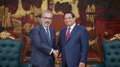 Thủ tướng Chính phủ Phạm Minh Chính đã tiếp Bộ trưởng Quốc vụ, Bộ trưởng Bộ Ngoại giao Bồ Đào Nha Paulo Rangel - Ảnh: VGP/Nhật Bắc