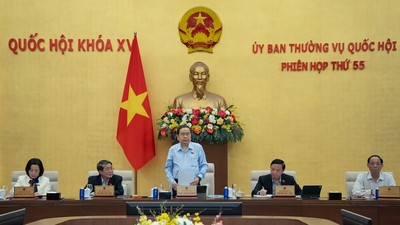 Chủ tịch Quốc hội Trần Thanh Mẫn phát biểu khai mạc phiên họp. 