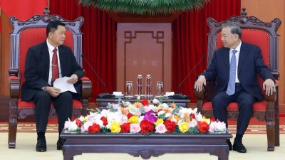 Tổng Bí thư Tô Lâm tiếp Thượng tướng Vanthong Kongmany, Bí thư Trung ương Đảng, Bộ trưởng Công an Lào. (Ảnh: TTXVN)