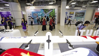 Thị trường drone, UAV khan hàng do việc siết chặt điều kiện nhập khẩu. Ảnh: Đức Thanh 