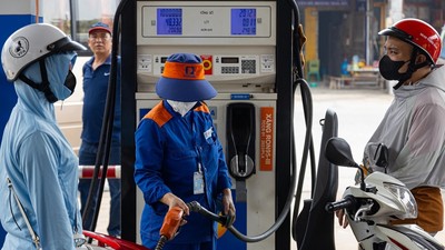 Giá xăng dầu Việt Nam đang ở mức trung bình và thấp hơn so với các nước có chung đường biên giới. 