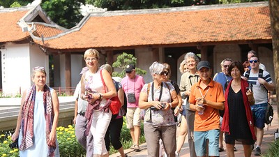 Sở Du lịch Hà Nội yêu cầu các khu, điểm tham quan, cơ sở lưu trú, dịch vụ ăn uống và mua sắm chủ động xây dựng kế hoạch phục vụ khách du lịch, đa dạng hóa sản phẩm.