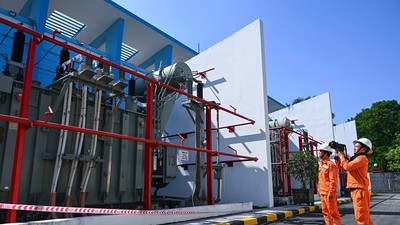 Nắng nóng đến sớm, tiêu thụ điện tăng nhanh 