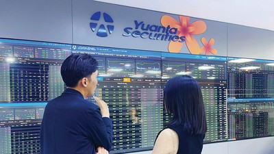 Dòng tiền trong nền kinh tế đang dịch chuyển từ trạng thái phòng thủ sang tiêu dùng, sản xuất và đầu tư