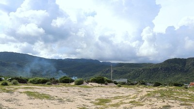 Khánh Hòa bố trí nhà ở tạm và hỗ trợ tiền thuê nhà ở cho người có đất ở bị thu hồi để thực hiện Dự án Điện hạt nhân Ninh Thuận, trong thời gian chờ bố trí tái định cư. Ảnh: K.H 