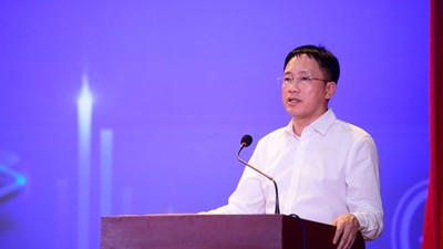 Ông Mai Sơn - Phó Cục trưởng Cục Thuế (Bộ Tài chính) phát biểu tại Hội thảo chiều ngày 17/4 tại TP.HCM.