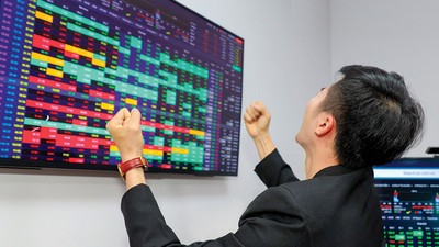 Một số ngân hàng mạnh tay chia cổ tức, đồng thời lên kế hoạch tăng vốn điều lệ