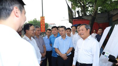 Chủ tịch UBND TP. Hà Nội Vũ Đại Thắng yêu cầu phải đẩy nhanh tiến độ giải phóng mặt bằng, coi đây là khâu then chốt quyết định tiến độ toàn Dự án.