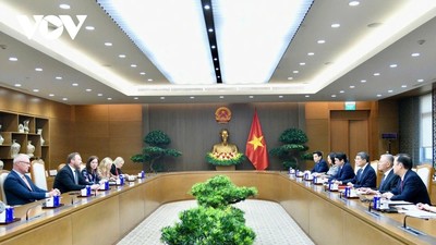 Thủ tướng Chính phủ Lê Minh Hưng tiếp Bộ trưởng Ngoại giao Cộng hòa Estonia Margus Tsahkna.