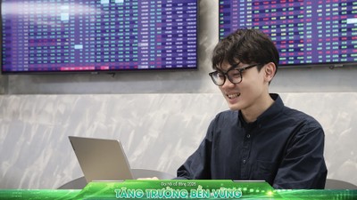 Khả năng duy trì một góc nhìn nhất quán và không bị “nhiễu” bởi thông tin ngắn hạn là một lợi thế của nhà đầu tư trong bối cảnh thị trường hiện nay