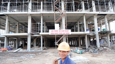 Thị trường xây dựng hiện đối mặt áp lực tìm người khi các đại dự án hạ tầng và bất động sản quy mô lớn đồng loạt tăng tốc triển khai