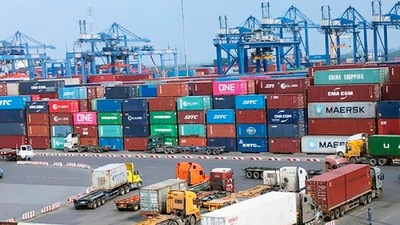 Thu ngân sách xuất nhập khẩu 4 tháng tăng gần 23.600 tỷ đồng 
