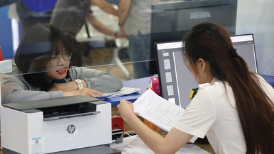 Khi thay đổi địa chỉ trụ sở, địa điểm kinh doanh hoặc tạm ngừng, chấm dứt hoạt động, doanh nghiệp cần thông báo ngay với cơ quan thuế