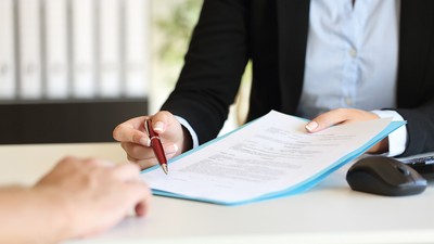 Các đại lý bảo hiểm nhân thọ đang đối mặt với nhiều áp lực 