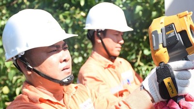 Công suất phụ tải điện toàn quốc đã lập đỉnh mới vào lúc 13h40 khi đạt 55.196 MW 