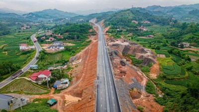 Một đoạn cao tốc Hữu Nghị - Chi Lăng đã sẵn sàng đưa vào khai thác.