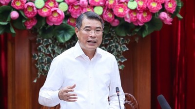 Thủ tướng: Vĩnh Long cần tăng cường thu hút đầu tư vào công nghiệp chế biến chế tạo, nông nghiệp công nghệ cao 