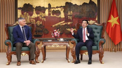 Việt Nam - Hoa Kỳ thúc đẩy hợp tác quốc phòng và khắc phục hậu quả chiến tranh 
