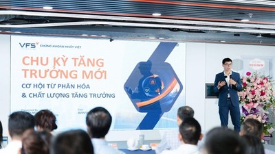 Ông Nguyễn Minh Hoàng - Giám đốc phân tích VFS chia sẻ về chủ đề hội thảo (Nguồn ảnh: VFS)