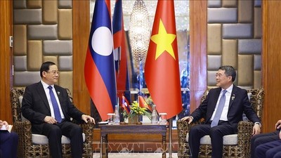 Nhân chuyến tham dự Hội nghị Cấp cao ASEAN lần thứ 48 tại Cebu, Philippines, tháng 5/2026, Thủ tướng Chính phủ Lê Minh Hưng gặp Thủ tướng Lào Sonexay Siphandone. Ảnh: TTXVN.