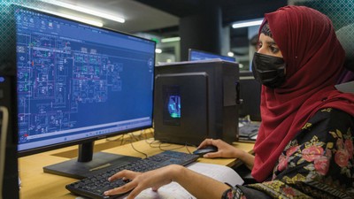 Các công cụ AI có thể cung cấp chương trình đào tạo chuyên biệt, tập trung cao độ bằng nhiều ngôn ngữ đến bất cứ nơi nào có kết nối Internet