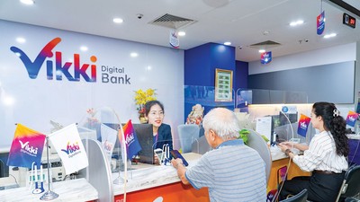 Ngân hàng “đổi đời” sau chuyển giao