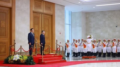 Lễ đón Thủ tướng Thái Lan Anutin Charnvirakul thăm chính thức Việt Nam 