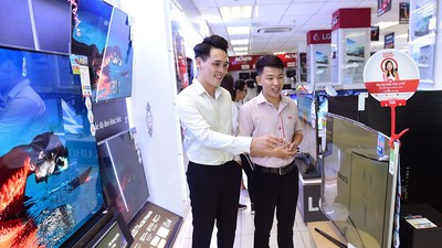 Kinh tế tăng trưởng có tác động tích cực đến hoạt động tiêu dùng cá nhân, hộ gia đình 