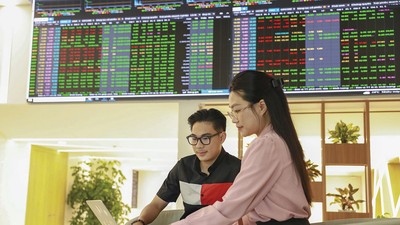 Quý IV, dòng tiền tìm đến nhóm ngành nào?