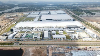 Tỉnh Quảng Ninh đang nâng cao năng lực cung cấp điện cho khu vực Khu kinh tế ven biển Quảng Yên. Ảnh Yến Linh