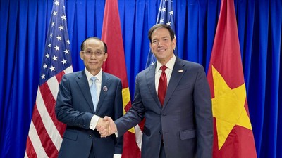 Bộ trưởng Bộ Ngoại giao Lê Hoài Trung gặp gỡ Ngoại trưởng Hoa Kỳ Marco Rubio.