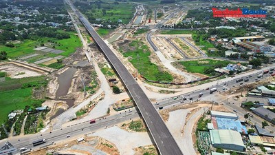 Dự án đường Vành đai 3 đoạn qua TP.HCM đang về đích. Ảnh: Lê Toàn