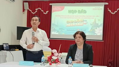 Ông Tào Tấn Tài - Phó Giám đốc Sở Công thương tỉnh Đồng Tháp phát biểu cung cấp thông tin tại buổi họp báo