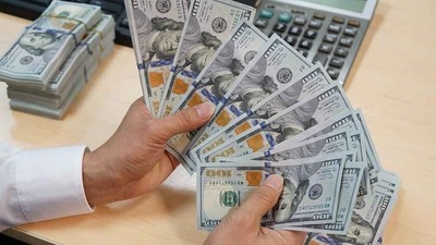 Nghịch lý tỷ giá: USD rẻ hơn đầu năm dù thâm hụt thương mại kỷ lục, chuyên gia lý giải nguyên nhân 
