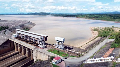 Điều kiện thủy văn tiếp tục tác động trực tiếp đến doanh thu của các doanh nghiệp thủy điện (Trong ảnh: Nhà máy Thủy điện Ialy) 