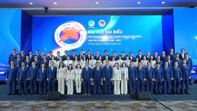 Tập thể Ban Chấp hành Hội Doanh nhân trể TP.HCM nhiệm kỳ I (2026 – 2029). Ảnh: BTC YBA.