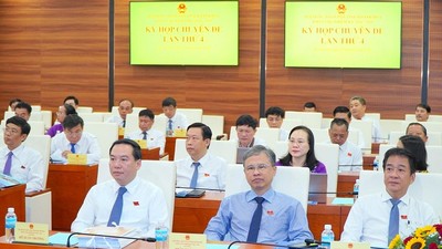 Tỉnh Khánh Hòa chính thức áp dụng nhiều chính sách hấp dẫn để thu hút, phát triển nhân lực chất lượng cao trong lĩnh vực khoa học, công nghệ, đổi mới sáng tạo và chuyển đổi số của tỉnh. Ảnh: Bảo Anh 