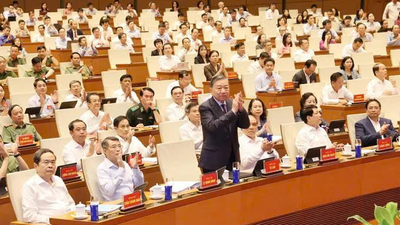 Quán triệt, triển khai quyết liệt các nghị quyết, chỉ thị của Bộ Chính trị 