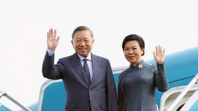 Tổng Bí thư, Chủ tịch nước Tô Lâm và Phu nhân rời Hà Nội, lên đường thăm Liên bang Nga và Cộng hòa Pháp. (Ảnh: Thống Nhất/TTXVN)
