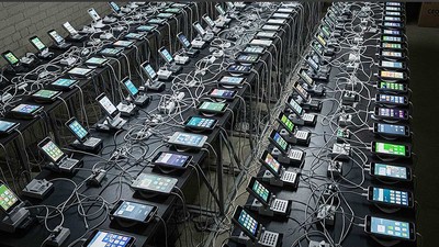 Một “trang trại điện thoại” được rao bán trên mạng