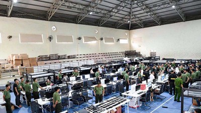 Công an phát hiện, bắt giữ một vụ lừa đảo bằng Phonefarm