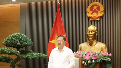 Phó Thủ tướng Thường trực Phạm Gia Túc cho ý kiến về chủ trương đầu tư xây dựng Tổ hợp Công nghiệp đường sắt - Ảnh: chinhphu.vn
