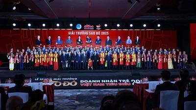 Giải thưởng Sao Đỏ - Doanh nhân trẻ Việt Nam 2025. Ảnh: Chí Cường