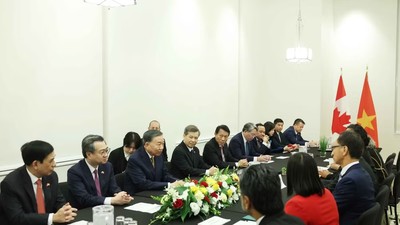 Tổng Bí thư, Chủ tịch nước Tô Lâm tiếp Nhóm Nghị sỹ hữu nghị Canada - Việt Nam. (Ảnh: Thống Nhất/TTXVN)